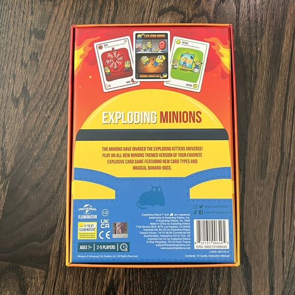 Exploding Minions Card Game - Picture 3 of 3